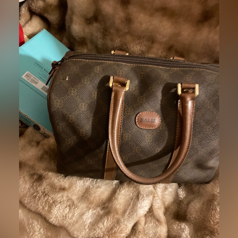 Bally Medium Sz Travel Bag